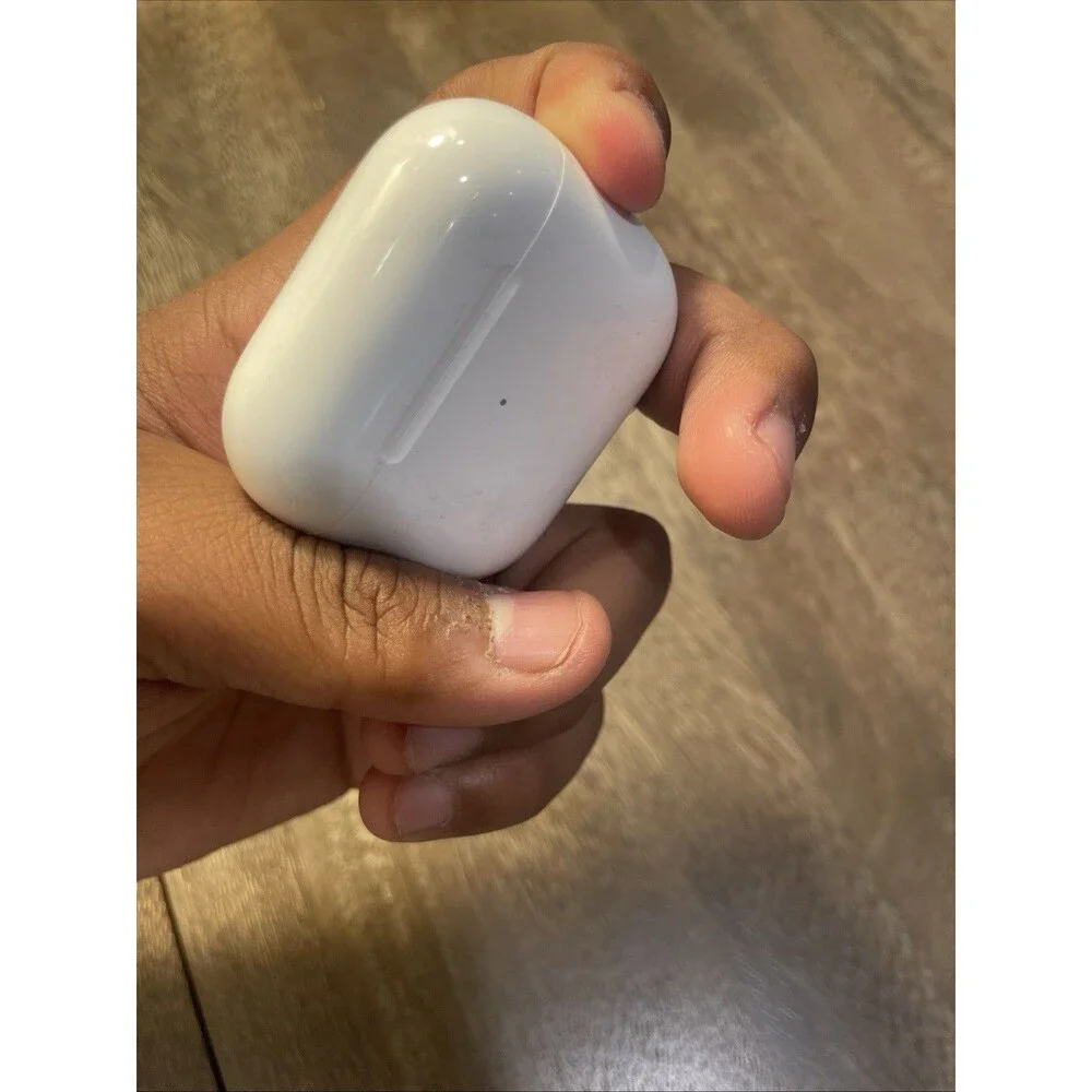 Apple AirPods A2566 3rd Gen Charging Case Genuine Replacement Case Only